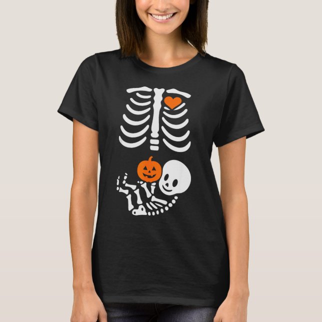 Pregnant Skeleton Baby Bump Funny Halloween Tee  (Framsida)