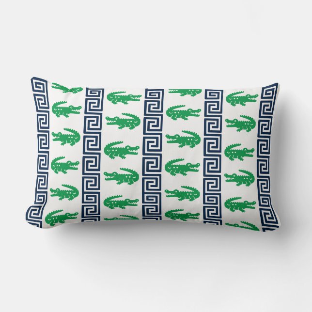 Preppy Alligator Grekisk Nyckelrandig – Grön & Mar Lumbarkudde (Framsida)
