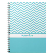 Preppy Aqua Blue och White Chevrons med Namn