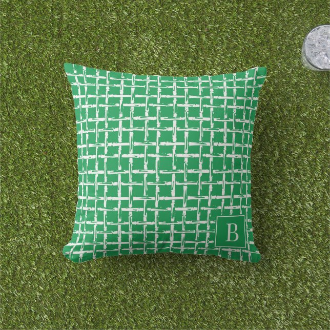 Preppy Bambu – Grönt Kustnära Monogram Kudde (Gräs)