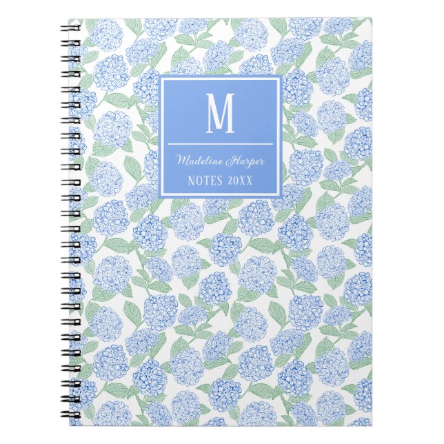 Preppy Blå och Gröna Hortensia Monogram Anteckningsbok (Framsidan)