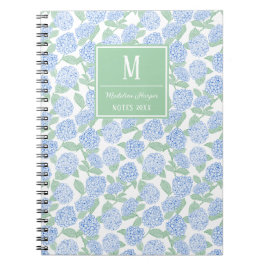 Preppy Blå och Gröna Hortensia Monogram Anteckningsbok