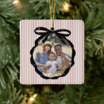 Preppy Bow Ram Crimson Photo<br><div class="desc">Festive Crimson Red Preppy Rand Mönster med Black Ribbon Bow Photo Ram, julprydnad.</div>