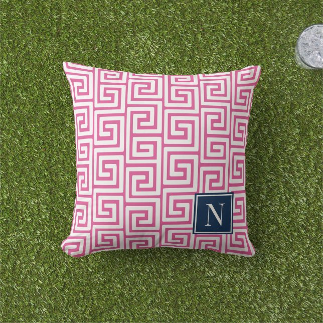 Preppy Greek Key Monogram – Hot Pink & Navy Kudde (Gräs)