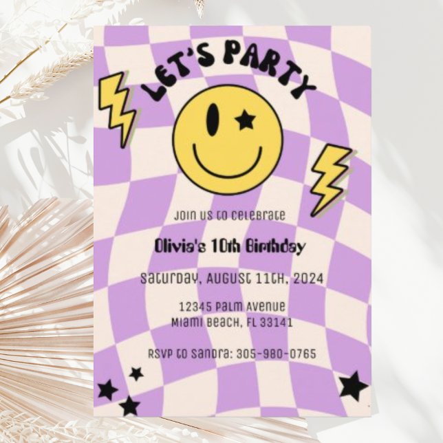 Preppy Lila Y2K Retro Smile Birthday-inbjudan Inbjudningar (Skapare uppladdad)