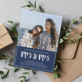 Preppy Navy Blue Mrs. Brush Script Bröllop Inbjudningar