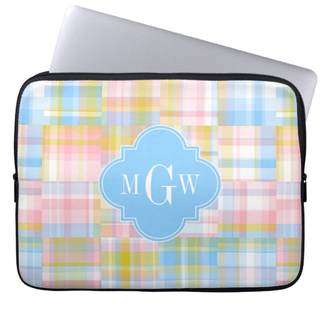 Preppy Patchwork Madras Pastel Quatrefoil Initiale Laptop Sleeve (Framsidan)