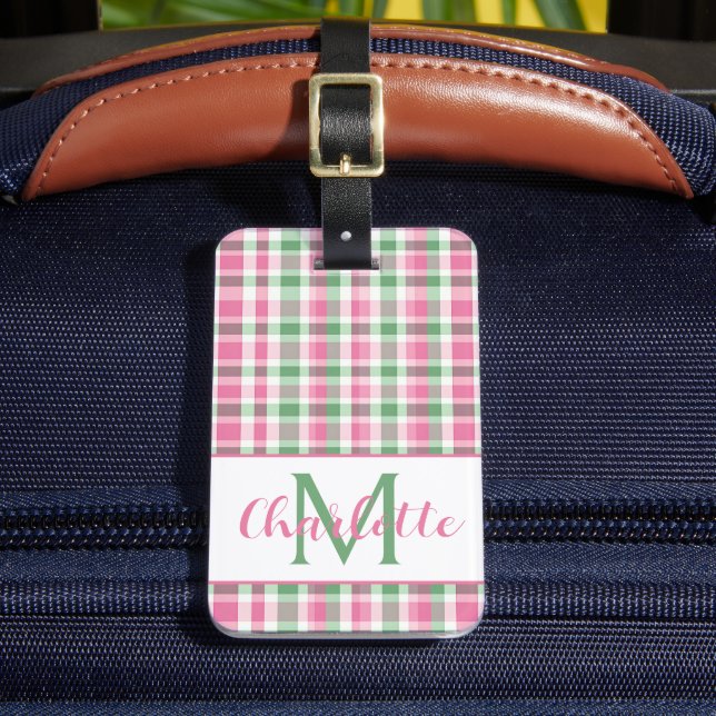 Preppy Pink and Green Plaid Monogram Bagagebricka (Framsida Insitu 2)