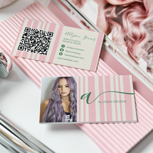 Preppy-ränder rosa hår makeup foto initial qr visitkort (Preppy Stripes pink hair makeup photo initial qr Business Card)