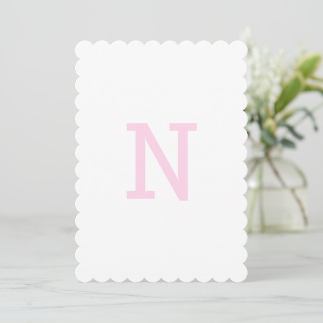 Preppy Rosa Ginger Kruk Monogram Första Banner Inbjudningar (Stående Fram)