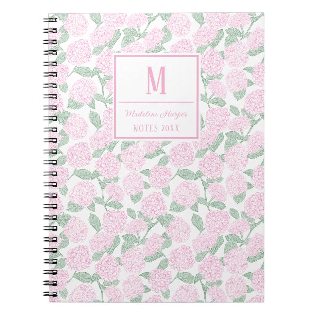 Preppy Rosa och Gröna Hortensia Monogram Anteckningsbok (Framsidan)