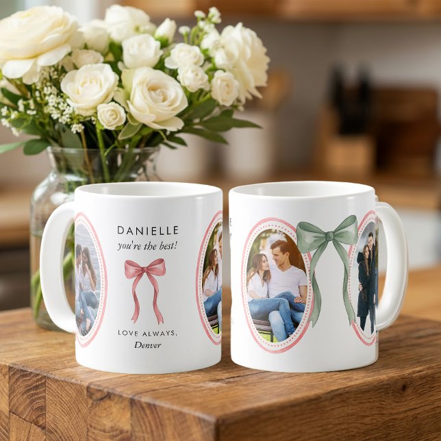 Preppy Rosa Oval Fotolistor med Salvia Bow Kaffemugg (Bows and 3 Framed Photo Mug - Preppy Coquette Holiday Collection by Darling & May)