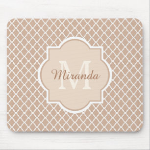 Preppy solbrända Quatrefoil Mongogram med namn Musmatta