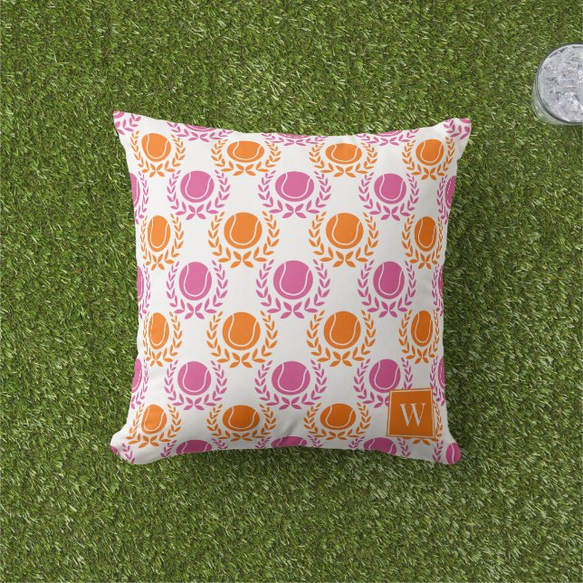 Preppy Tennis Laurel Wreath - Hot Pink & Orange Kudde (Gräs)