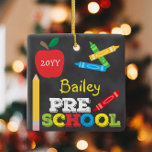 Preschool Keepsak Chalkboard Colorful Kids Julgransprydnad Keramik<br><div class="desc">Utformningen före K har ett äpple, en linjal, kritor och fet, färgstark roligt. Klicka på knappen Anpassa om du vill ha fler alternativ för att ändra texten! Det finns variationer i denna utformning, ytterligare färg och samordnade produkter i vår butik, zazzle.com/store/doodlelulu. Kontakta oss om du behöver den här designen för...</div>