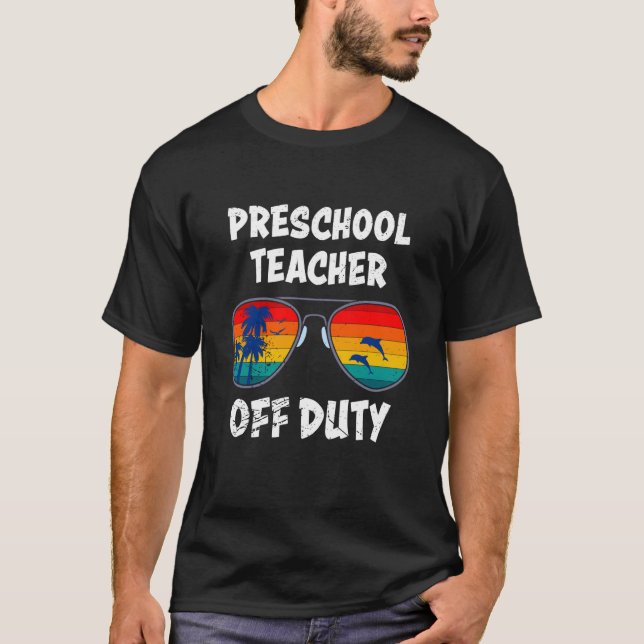Preschool kindergarten educator off duty teacher   t shirt (Framsida)