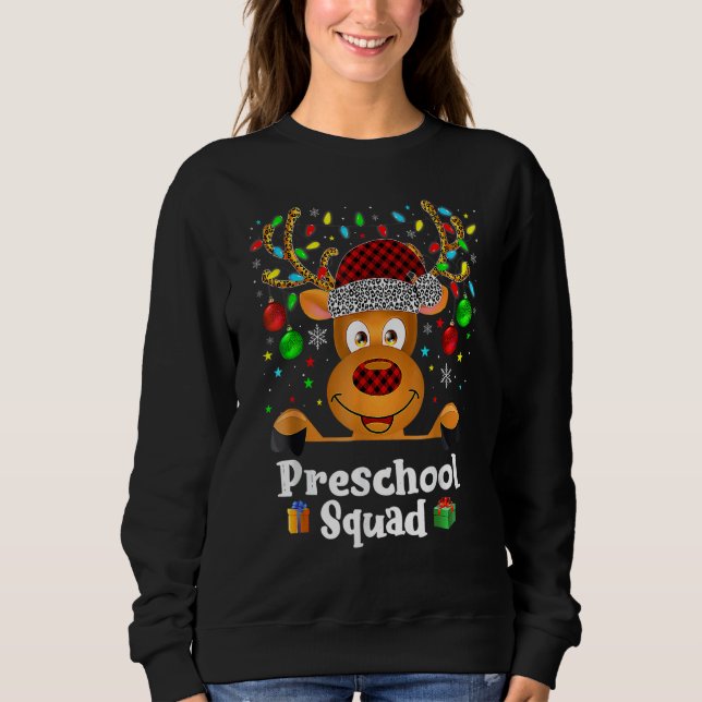 Preschool Squad Teacher Plaid Reindeer Hat Santa C T Shirt (Framsida)