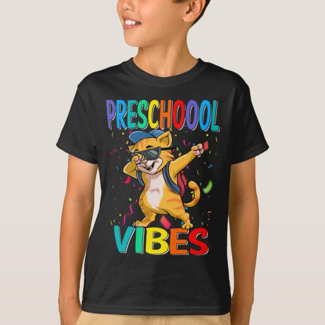 Preschool Vibes Cat Back to school T-Shirt (Framsida)