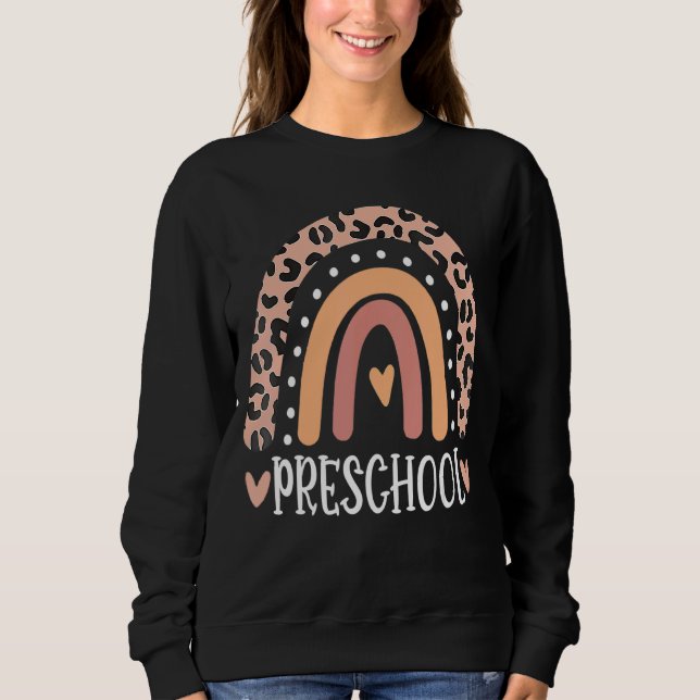 Preschoollärare Leopard Rainbow Teacher tillbaka t Shirt (Framsida)