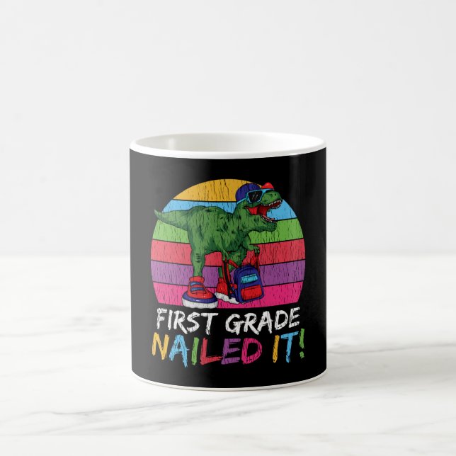 Present till första klass som sagt 'Nailed It' T R Kaffemugg (Center)