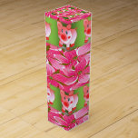 Presentask för Vinflaska Blommigt<br><div class="desc">Presentask för Vinflaska Något för alla erbjuder skräddarsydda vinpresentlådor för personlig, särskilt för det speciella ögonblicket med dina kära. Den här unika designade presentlådan kommer att imponera på dina vänner och din familj. Medan du redan är här kanske du vill se andra relaterade badrumsartiklar som duschgardiner, tvålskåp, badkar, badkar, badställ,...</div>