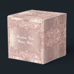 Presentaskar Rosa Guld Glitter Personlig Text<br><div class="desc">Personliga present- eller gåvor lådor med Rose Gold Blush Glitter Sparkle Drips Anpassad text Rosa moderna present- eller gåvor lådor / presentinslag Försäljning - Lägg till din unika text eller ta bort text - Gör dina speciella kortlådor till presenter för kvinnor - Välj teckensnitt / storlek / färg - Ändra...</div>