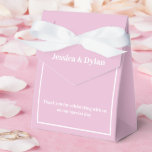 Presentförpackning för fest presentaskar<br><div class="desc">Denna presentförpackning för fest visas i en elegant mauve och vit färg.
Anpassa denna artikel och ändra exempeltexten till din egen.
Tips: Lägg bara till dina fantastiska godsaker och lägg till lite festlig band.</div>