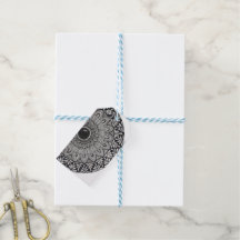 presentkort med monokrom mandala-konst
