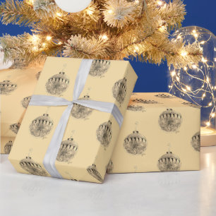 Presentpapper - Trädprydnad på blekgul bakgrund