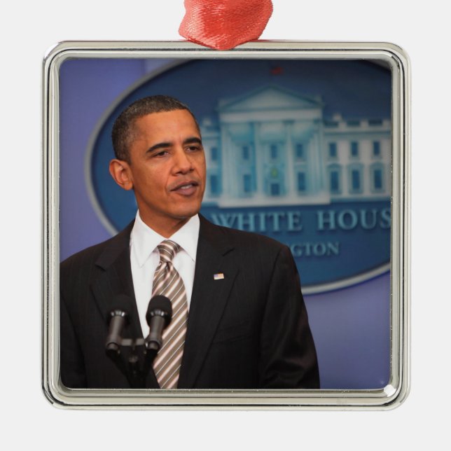 President Barack Obama gör ett tillkännagivande Julgransprydnad Metall (Framsidan)