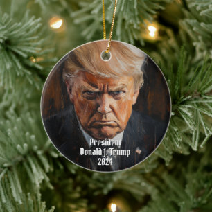 President Donald J. Trump Mugg Shot Keepsak 2024 Julgransprydnad Keramik