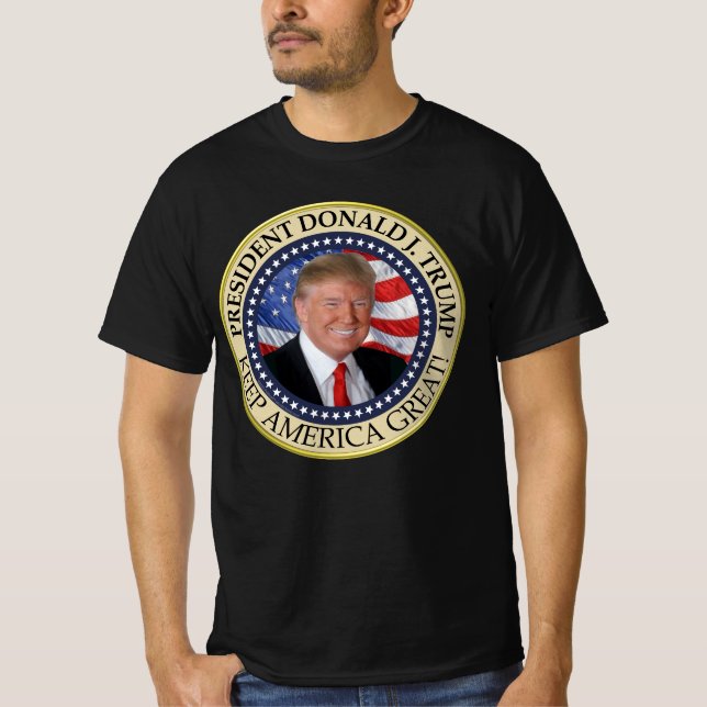 President Donald Trump 2020 Behålla America Underb T Shirt (Framsida)