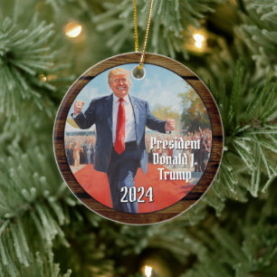 President Donald Trump Dance Finny jul 2024 Julgransprydnad Keramik