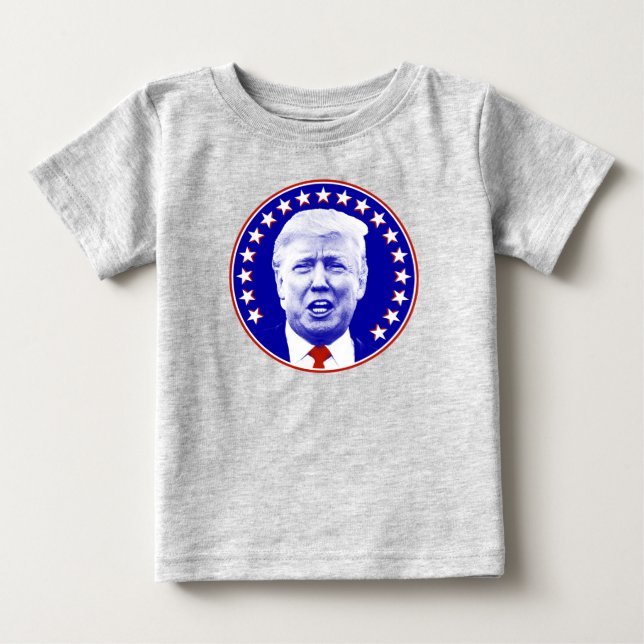 President Donald Trump i Blue T Shirt (Framsida)