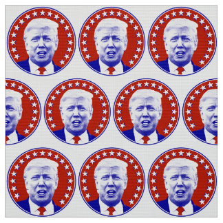 President Donald Trump i Red Tyg