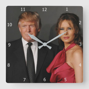 PRESIDENT DONALD TRUMP & MELANIA FYRKANTIG KLOCKA