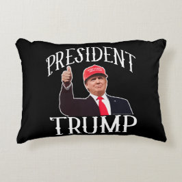 President Donald Trump Red Hat Thumbs Prydnadskudde