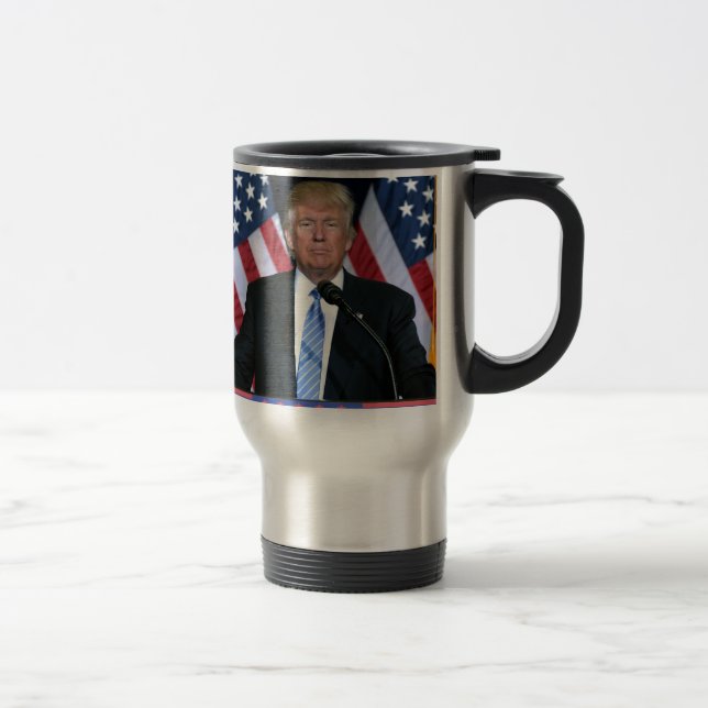 President Donald Trump Resemugg (Höger)