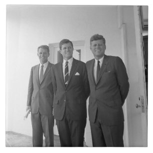 President John Kennedy & Brothers American Camelot Kakelplatta