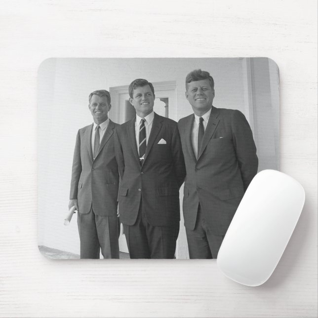 President John Kennedy & Brothers American Camelot Musmatta (Med mus)