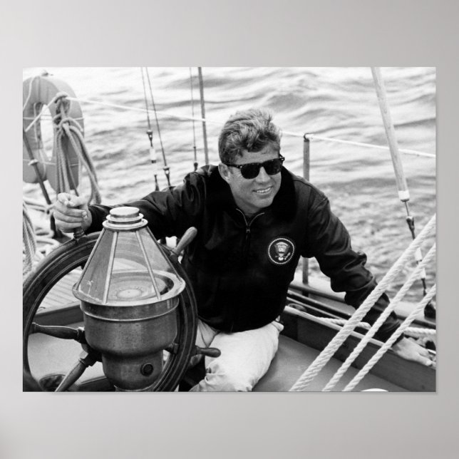 President John Kennedy Sailing Poster (Framsidan)