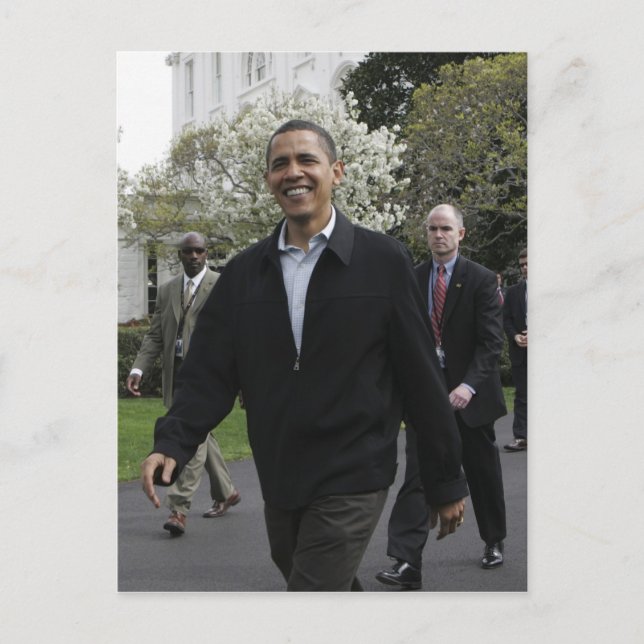 President Obama går till basketplanen Vykort (Framsida)