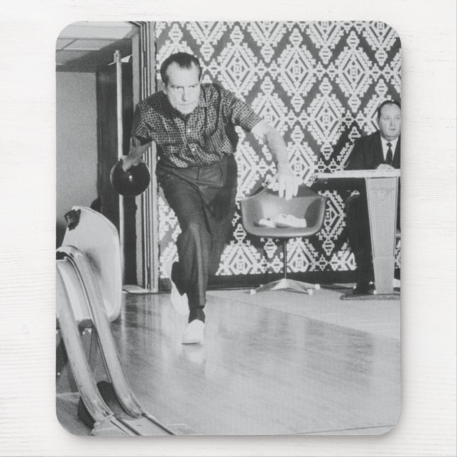 President Richard Nixon som bowlar på Vita huset Musmatta (Framsidan)