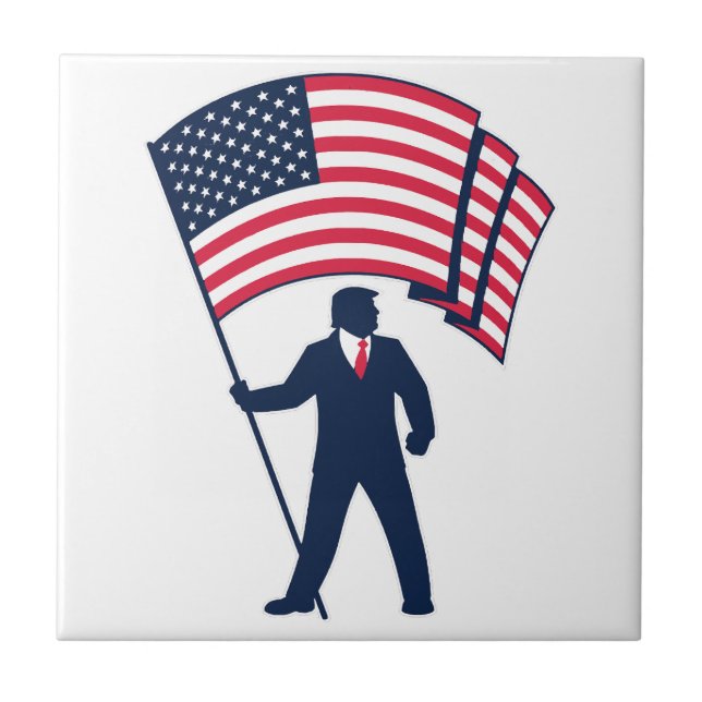 President Trump Bearing the USA Flagga Kakelplatta (Framsidan)