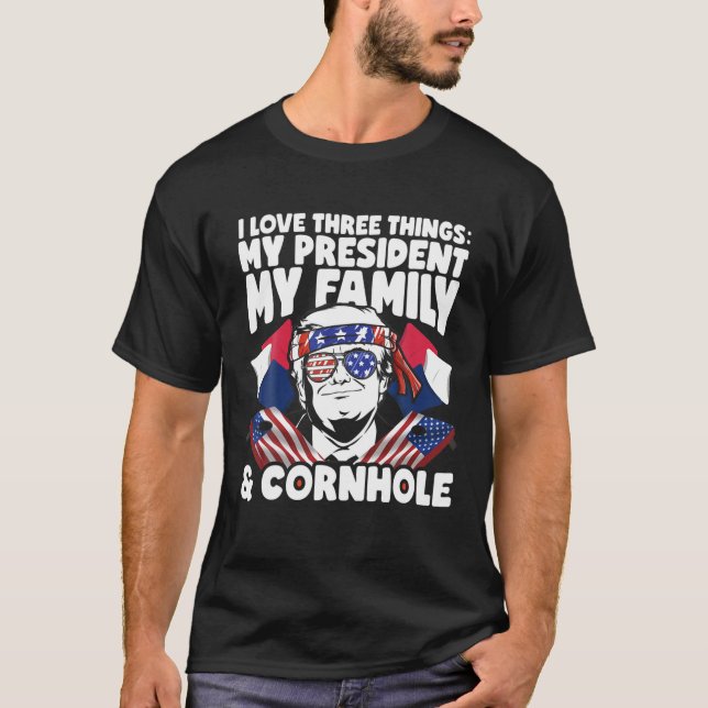 President Trump Familjekornhål MAGA Bean Bag juli T Shirt (Framsida)