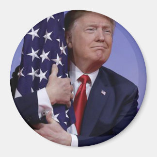 President Trump Hugger den amerikanska Flagga Magnet