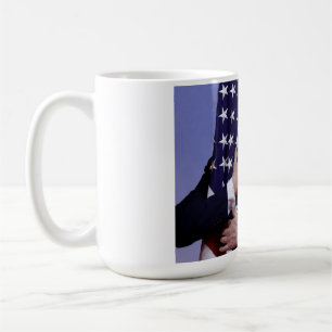 President Trump Hugs USA flagga Kaffemugg