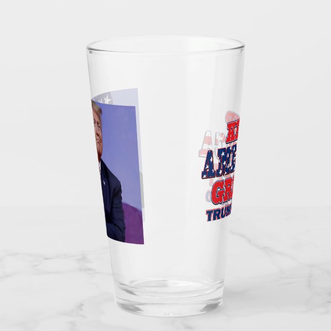 President Trump krämar den amerikanska Flagga Glaskopp (Vänster)