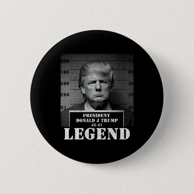 President Trump Legend Mugshot Knapp (Framsida)