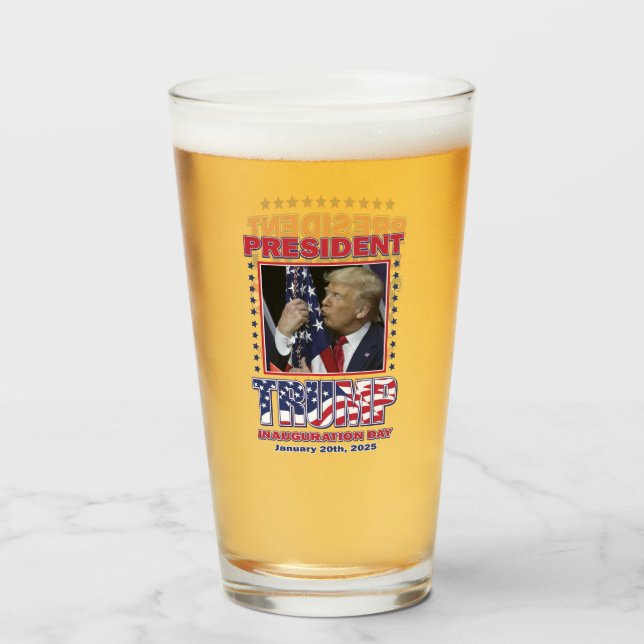President Trumps invigning 2025 Glaskopp (Framsida fylld)